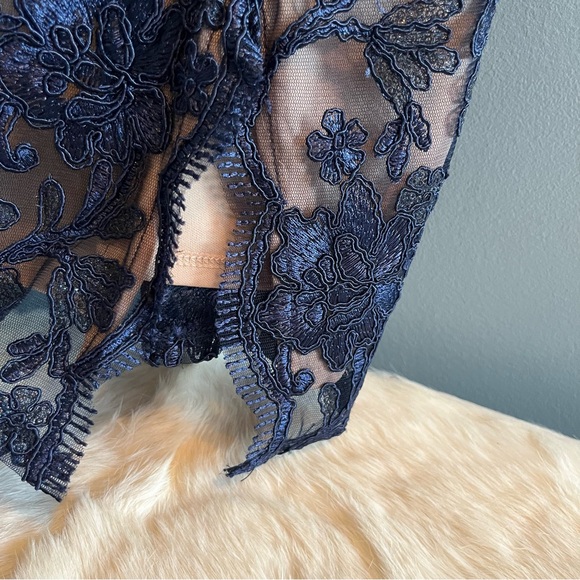 Emerald Sundae All Over Floral Slit Dress - Picture 7 of 12